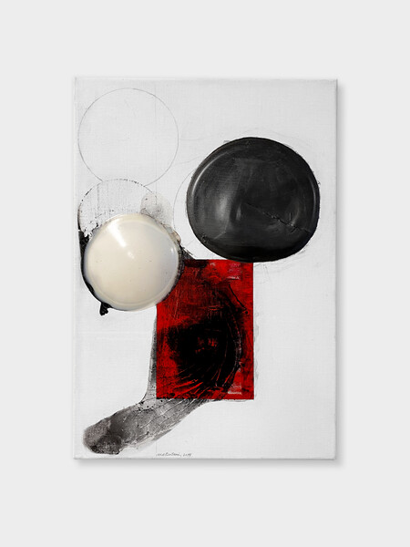 Image for news titled Family Saturday at Home: Experimenting with Gutai