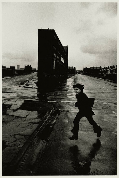 tate-liverpool-don-mccullin-retrospective-exibart-street-photography-11