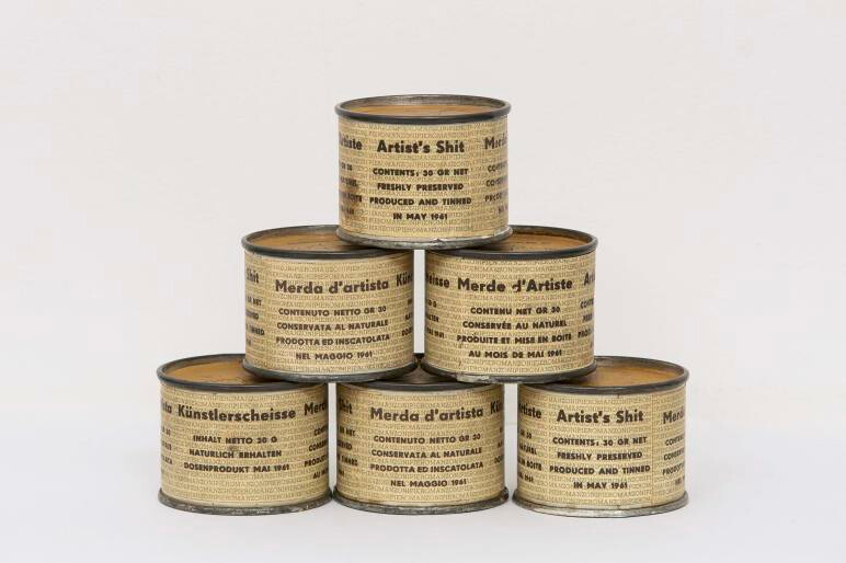 Piero-Manzoni-Merda-d_Artista-n.-63-1961-Fondazione-Piero-Manzoni-Milano.-®Fondazione-Piero-Manzoni.-Photography-Agostino-Osio-©Pictoright-Amsterdam-2019