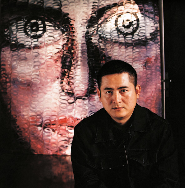 Zeng Fanzhi Catalogue Raisonné: Volume I 1984 – 2004 - Hauser & Wirth